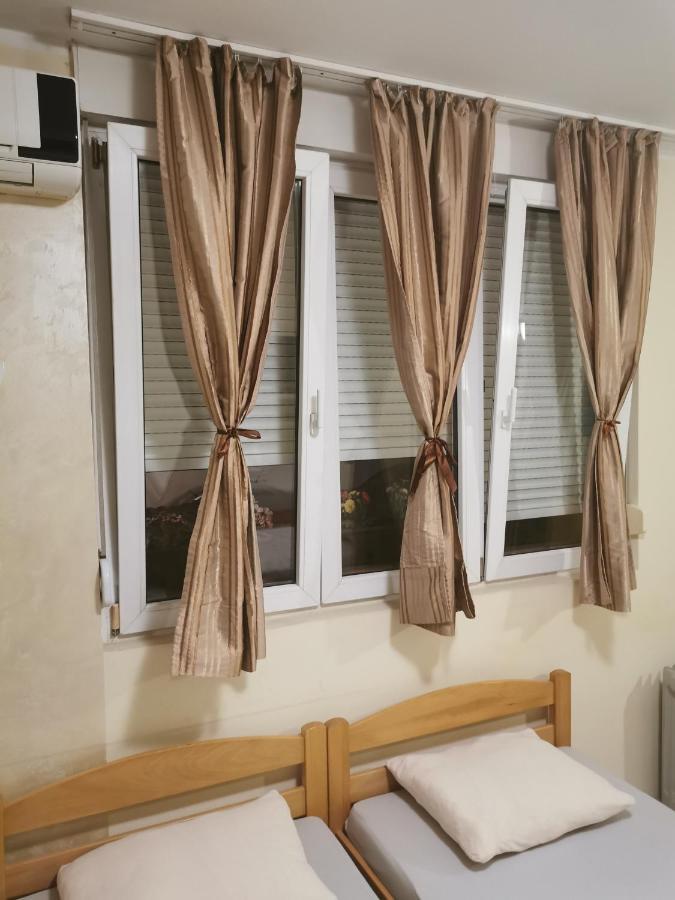 Agape Downtown Apartamento Belgrado Exterior foto