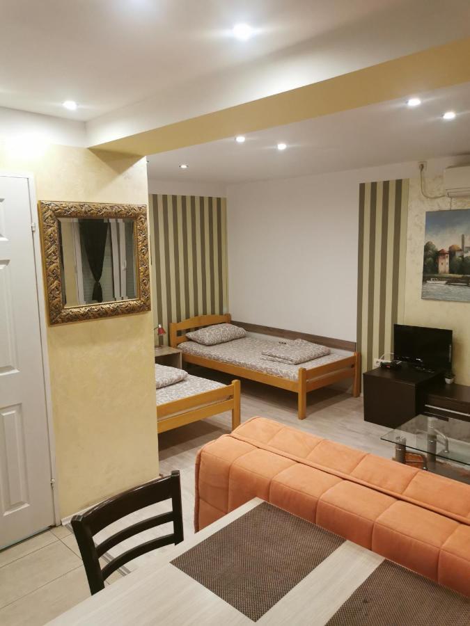 Agape Downtown Apartamento Belgrado Exterior foto