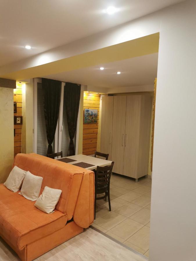 Agape Downtown Apartamento Belgrado Exterior foto